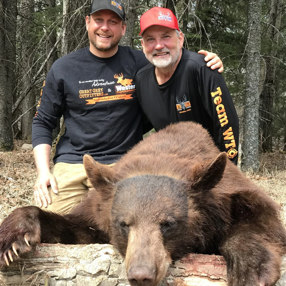 Spring black bear hunting