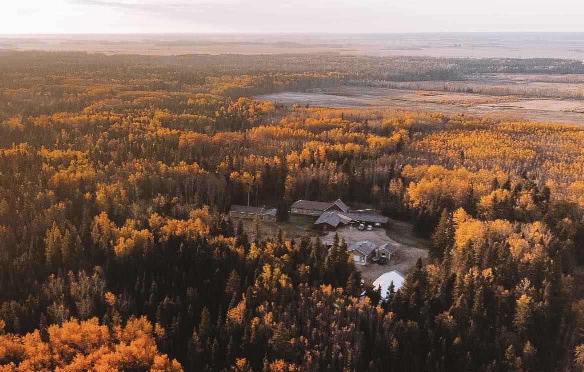 Western Trophy Outfitters lodge